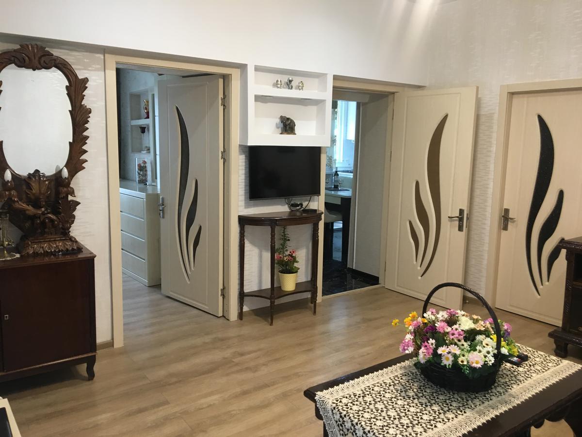 Newly Renovated House Lägenhet Tbilisi Exteriör bild